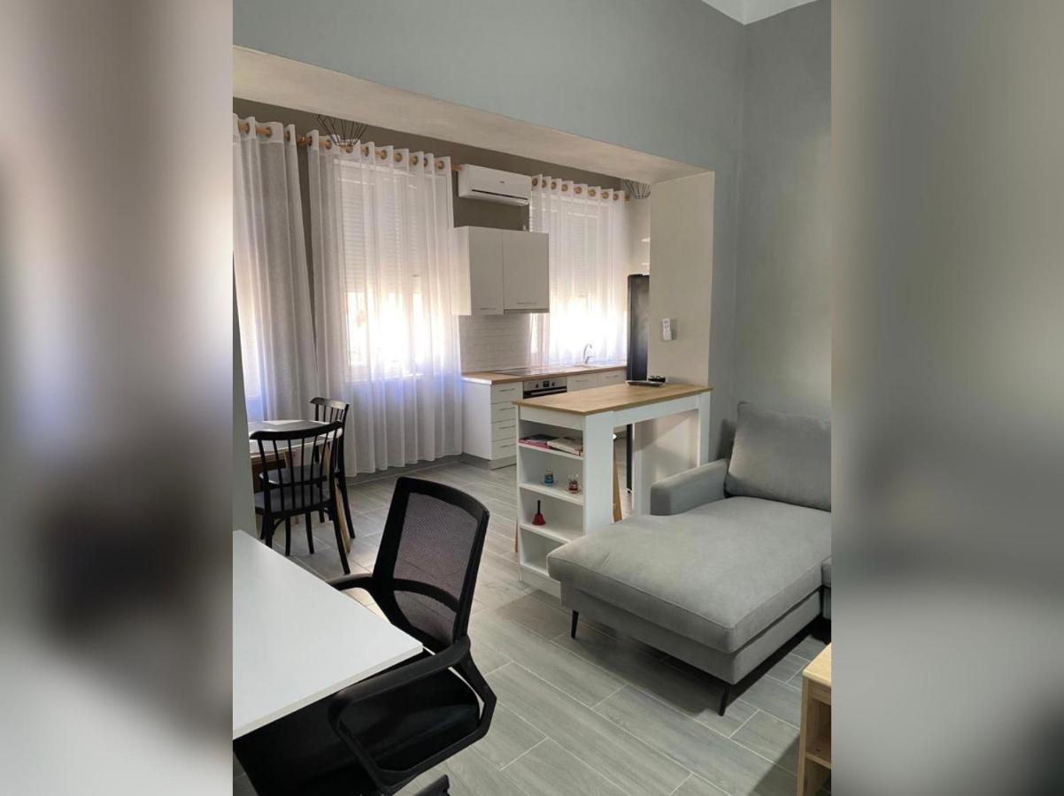 Appartamento New New Bazaar Tirana Esterno foto
