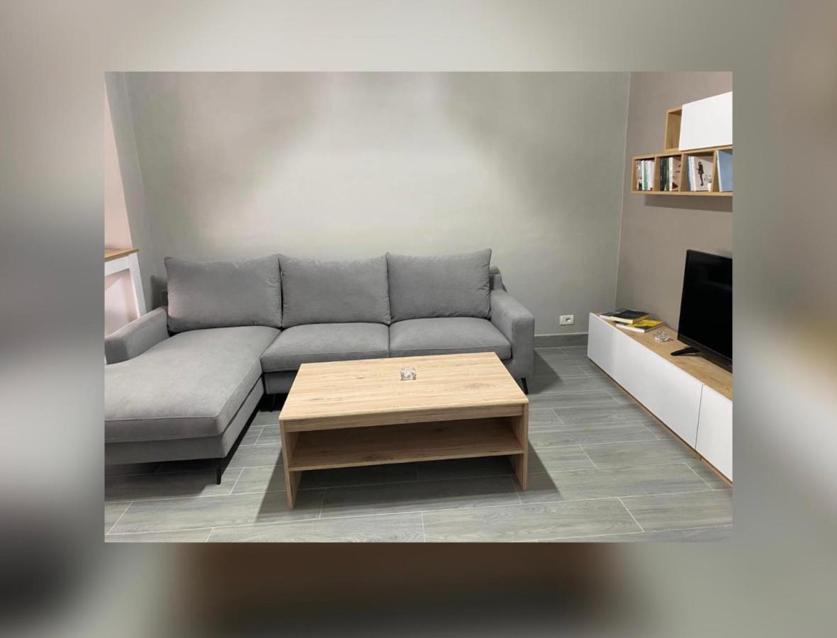 Appartamento New New Bazaar Tirana Esterno foto